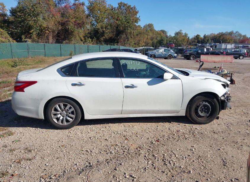 Photo 14 of 2017 Nissan Altima 2.5 S (VIN 1N4AL3AP4HN315719)