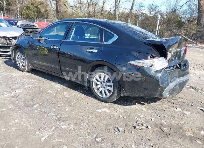 Photo 3 of 2017 Nissan Altima 2.5 S (VIN 1N4AL3AP4HN318068)
