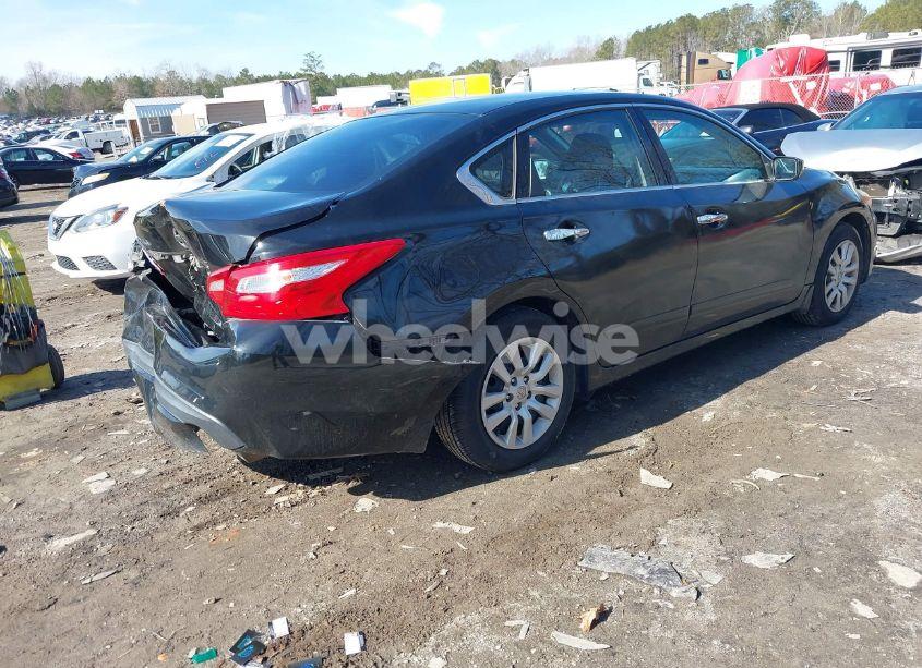 Photo 4 of 2017 Nissan Altima 2.5 S (VIN 1N4AL3AP4HN318068)