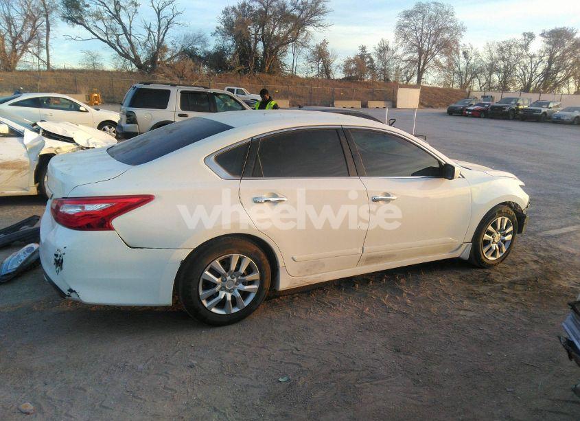 Photo 14 of 2017 Nissan Altima 2.5 S (VIN 1N4AL3AP4HN328440)