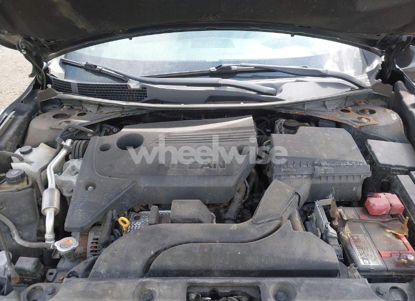 Photo 10 of 2017 Nissan Altima 2.5 SR (VIN 1N4AL3AP4HN331127)