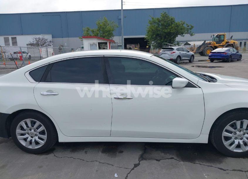 Photo 13 of 2017 Nissan Altima 2.5 S (VIN 1N4AL3AP4HN337736)