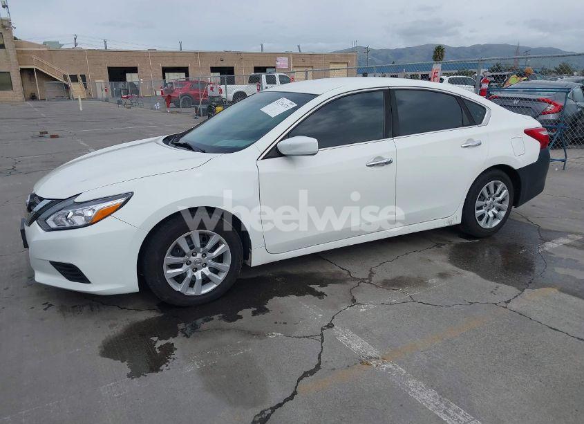 Photo 2 of 2017 Nissan Altima 2.5 S (VIN 1N4AL3AP4HN337736)