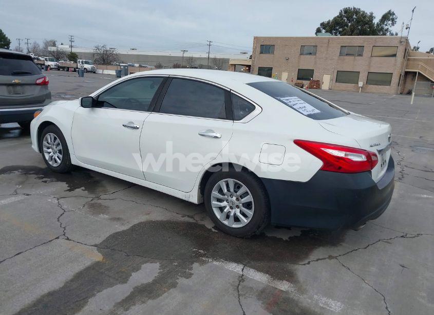 Photo 3 of 2017 Nissan Altima 2.5 S (VIN 1N4AL3AP4HN337736)