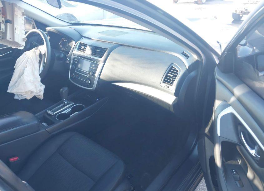 Photo 5 of 2017 Nissan Altima 2.5 S (VIN 1N4AL3AP4HN344332)