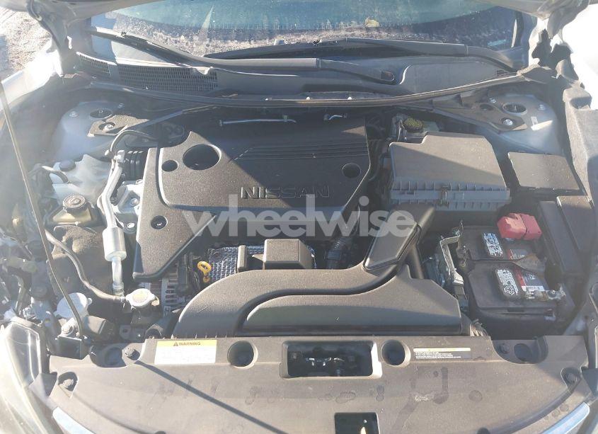 Photo 10 of 2017 Nissan Altima 2.5 SR (VIN 1N4AL3AP4HN348073)