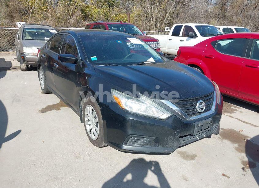 2017 Nissan Altima 2.5 S (VIN 1N4AL3AP4HN348316) main photo
