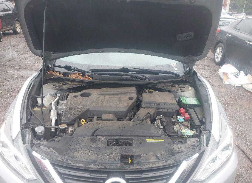 Photo 10 of 2017 Nissan Altima 2.5 S (VIN 1N4AL3AP4HN350891)