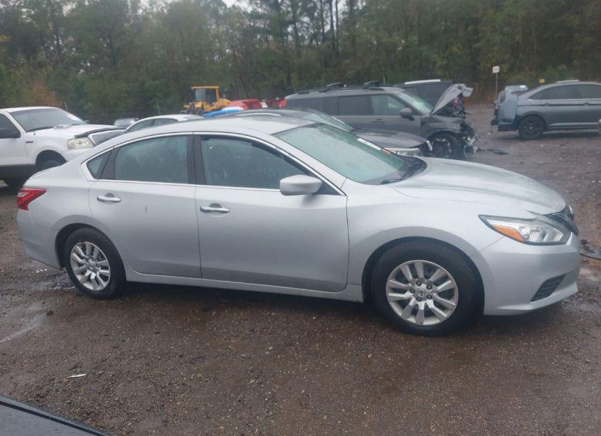 Photo 13 of 2017 Nissan Altima 2.5 S (VIN 1N4AL3AP4HN350891)