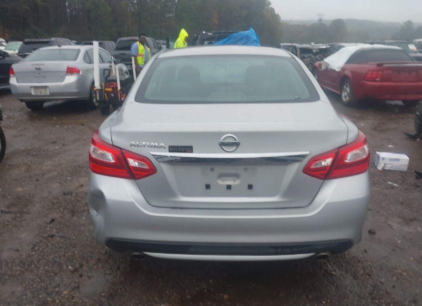 Photo 16 of 2017 Nissan Altima 2.5 S (VIN 1N4AL3AP4HN350891)