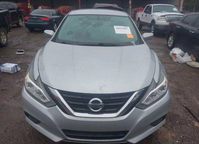 Photo 6 of 2017 Nissan Altima 2.5 S (VIN 1N4AL3AP4HN350891)