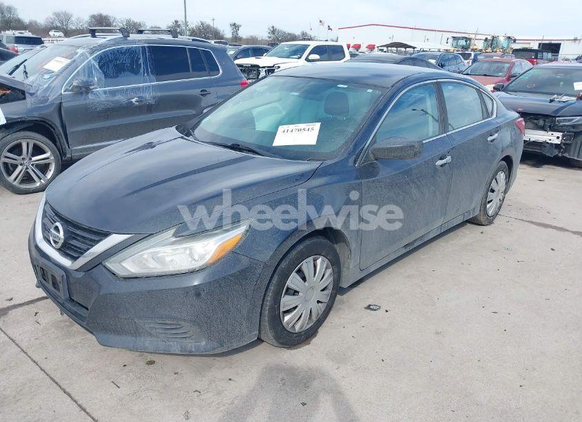 Photo 2 of 2017 Nissan Altima 2.5 S (VIN 1N4AL3AP4HN351331)