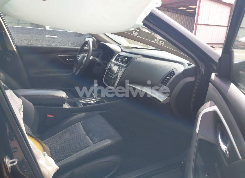 Photo 5 of 2017 Nissan Altima 2.5 S (VIN 1N4AL3AP4HN351331)