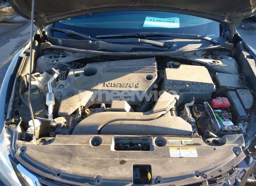 Photo 10 of 2018 Nissan Altima 2.5 S (VIN 1N4AL3AP4JC106241)