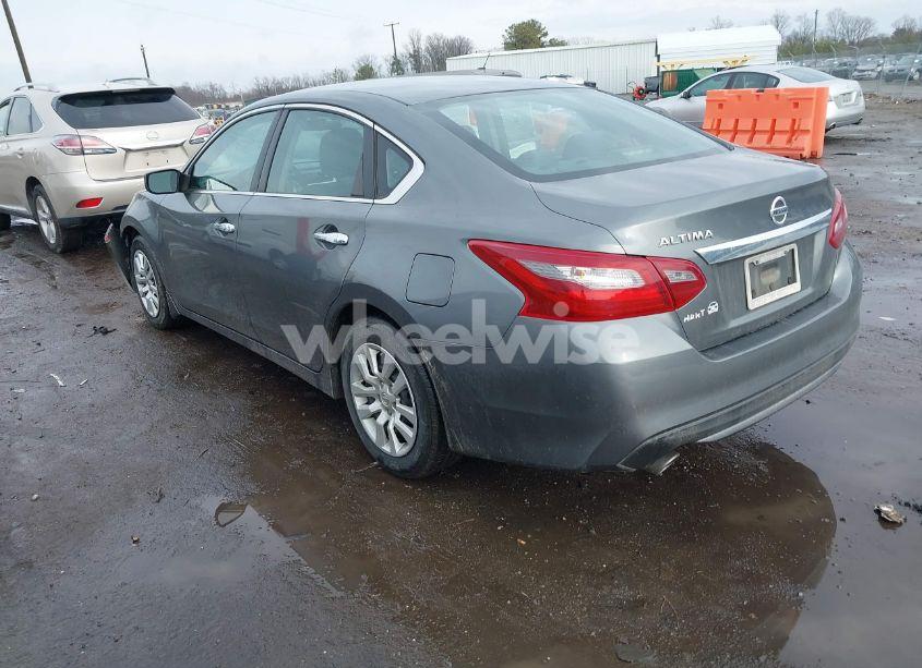 Photo 3 of 2018 Nissan Altima 2.5 S (VIN 1N4AL3AP4JC108619)