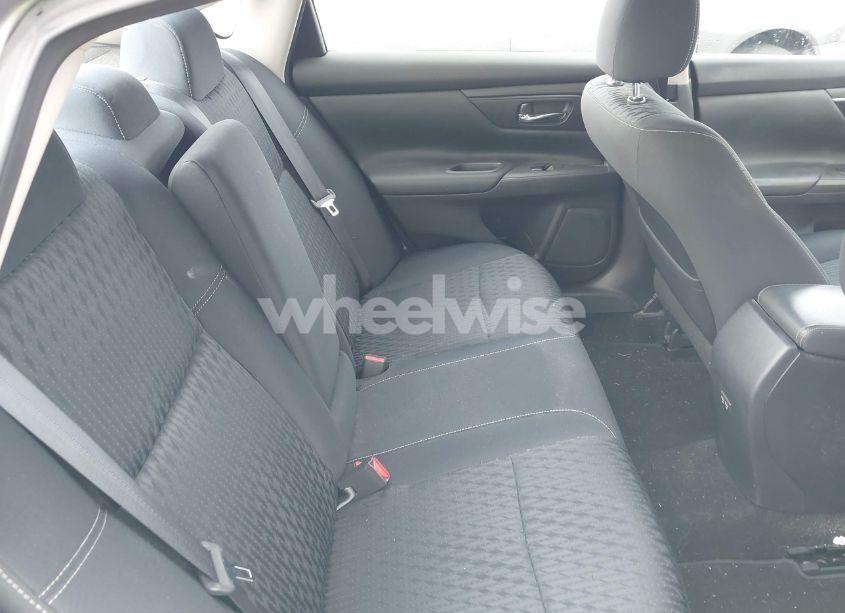 Photo 8 of 2018 Nissan Altima 2.5 S (VIN 1N4AL3AP4JC108619)