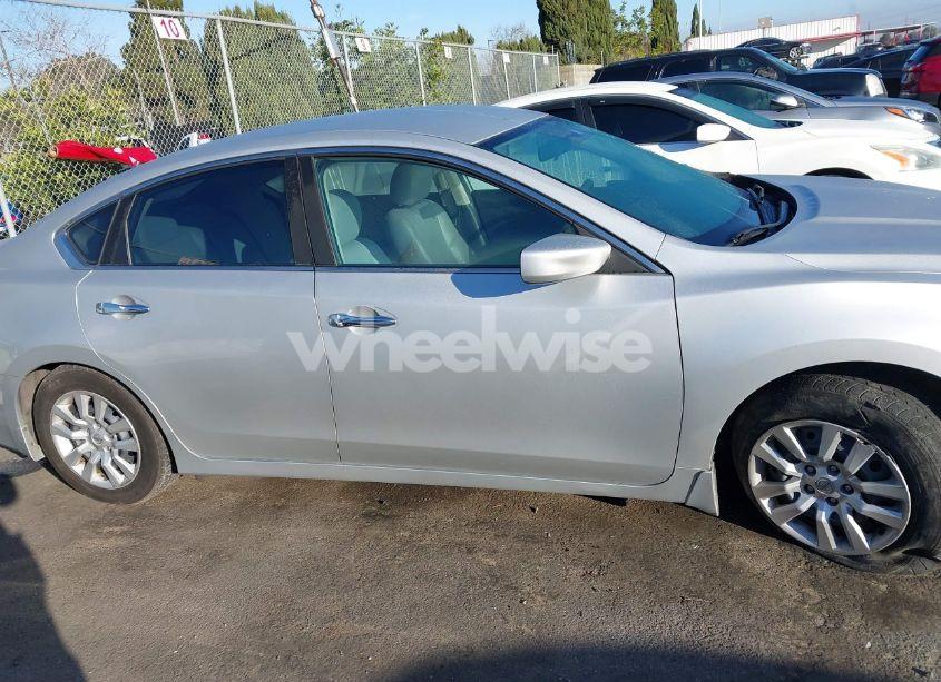 Photo 13 of 2018 Nissan Altima 2.5 S (VIN 1N4AL3AP4JC108880)