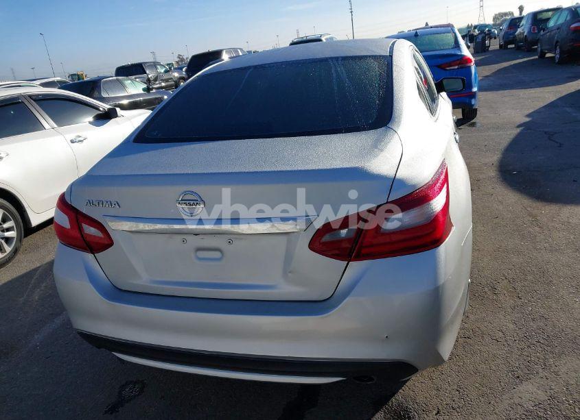 Photo 16 of 2018 Nissan Altima 2.5 S (VIN 1N4AL3AP4JC108880)