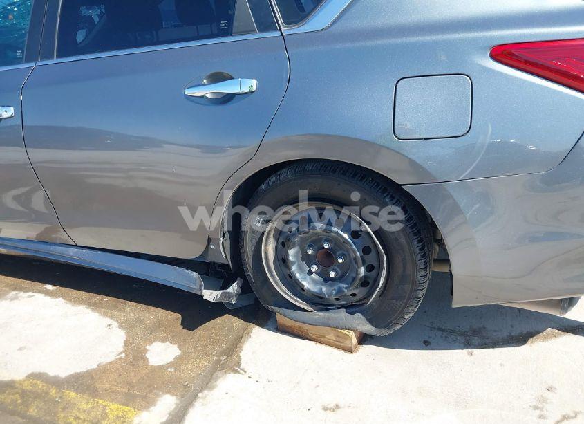 Photo 12 of 2018 Nissan Altima 2.5 S (VIN 1N4AL3AP4JC117501)