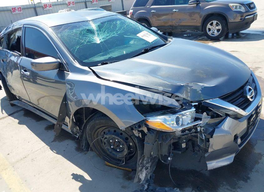 Photo 14 of 2018 Nissan Altima 2.5 S (VIN 1N4AL3AP4JC117501)