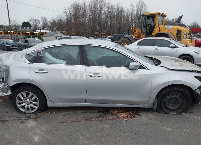 Photo 13 of 2018 Nissan Altima 2.5 S (VIN 1N4AL3AP4JC118616)