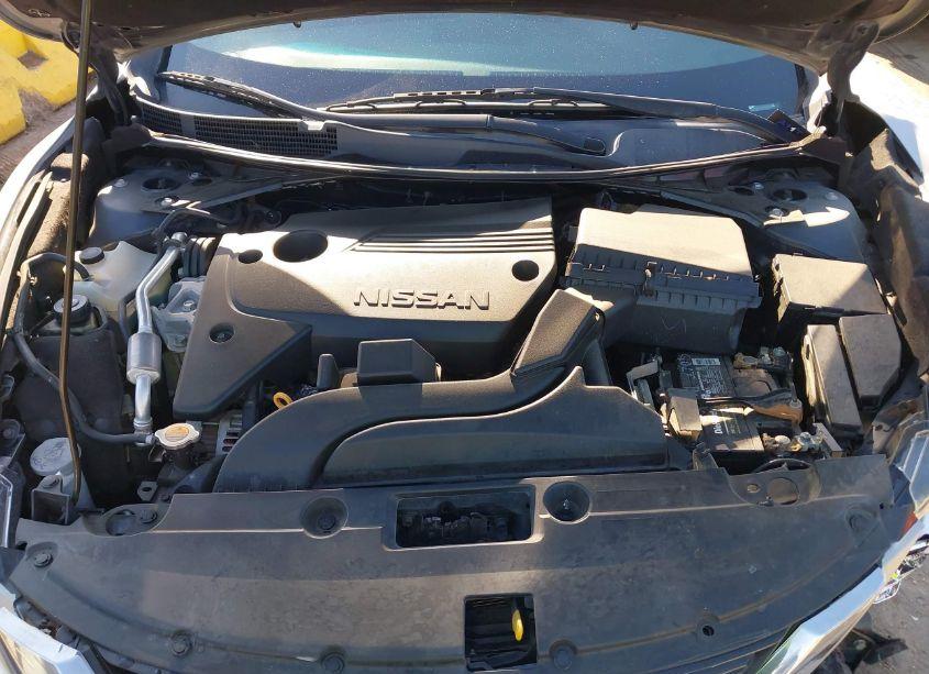 Photo 10 of 2018 Nissan Altima 2.5 S (VIN 1N4AL3AP4JC119975)