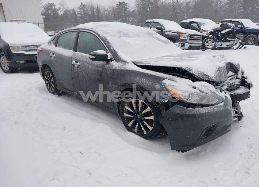 2018 Nissan Altima 2.5 SL (VIN 1N4AL3AP4JC124514) main photo
