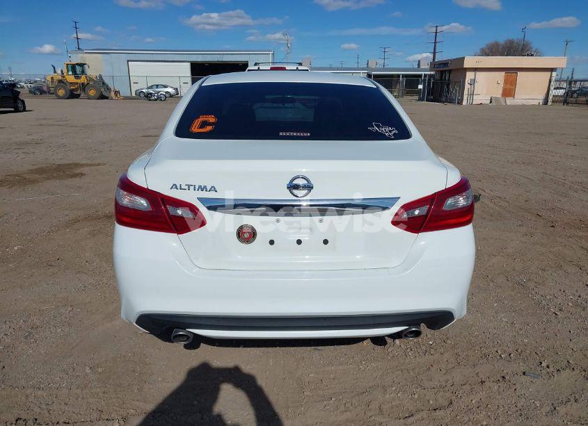Photo 16 of 2018 Nissan Altima 2.5 S (VIN 1N4AL3AP4JC125016)