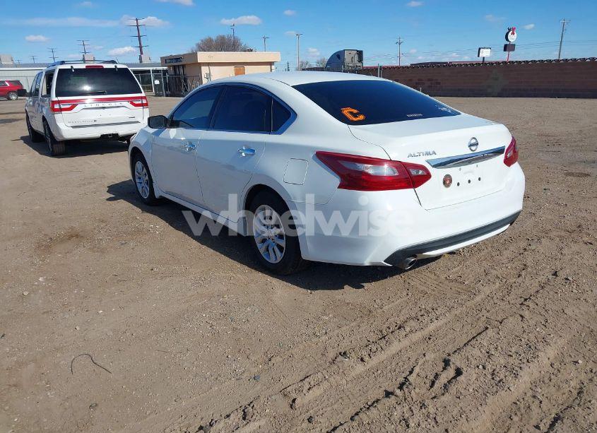 Photo 3 of 2018 Nissan Altima 2.5 S (VIN 1N4AL3AP4JC125016)