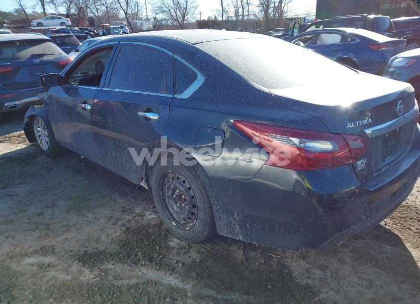 Photo 3 of 2018 Nissan Altima 2.5 S (VIN 1N4AL3AP4JC125288)