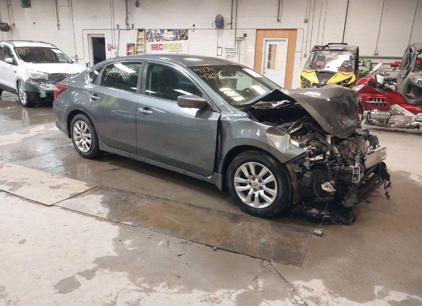 2018 Nissan Altima 2.5 S (VIN 1N4AL3AP4JC128028) main photo