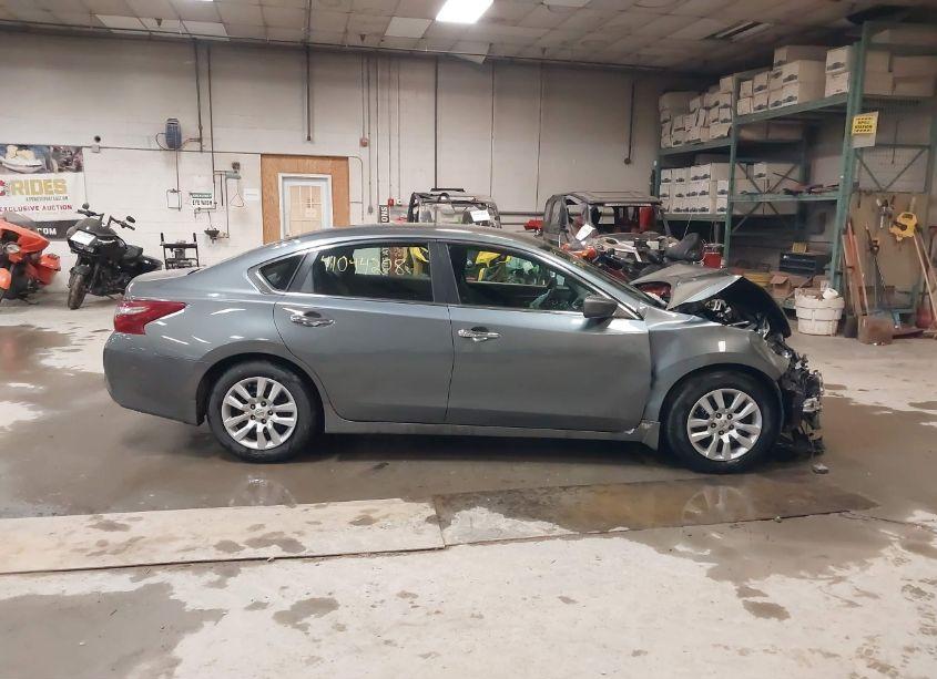 Photo 13 of 2018 Nissan Altima 2.5 S (VIN 1N4AL3AP4JC128028)