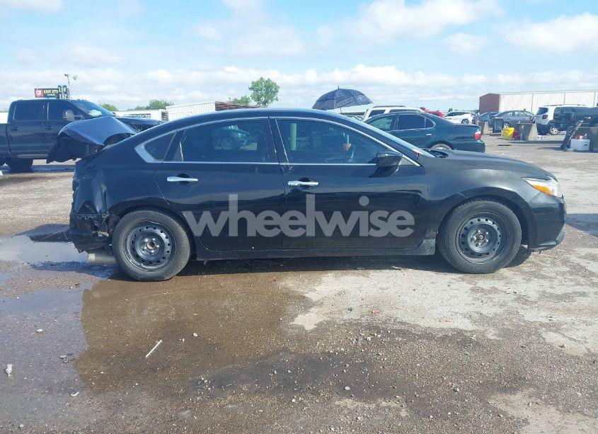 Photo 13 of 2018 Nissan Altima 2.5 S (VIN 1N4AL3AP4JC133889)