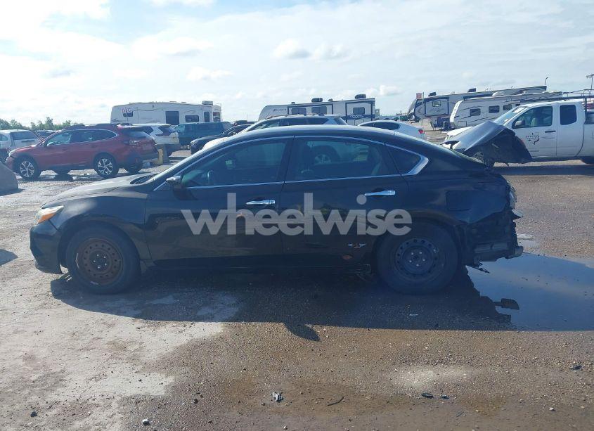 Photo 14 of 2018 Nissan Altima 2.5 S (VIN 1N4AL3AP4JC133889)