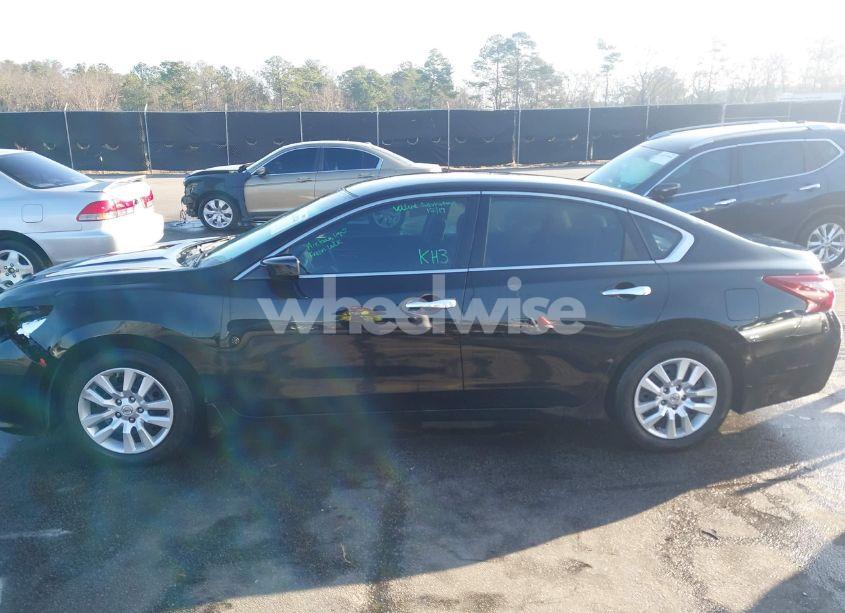 Photo 14 of 2018 Nissan Altima 2.5 S (VIN 1N4AL3AP4JC135805)