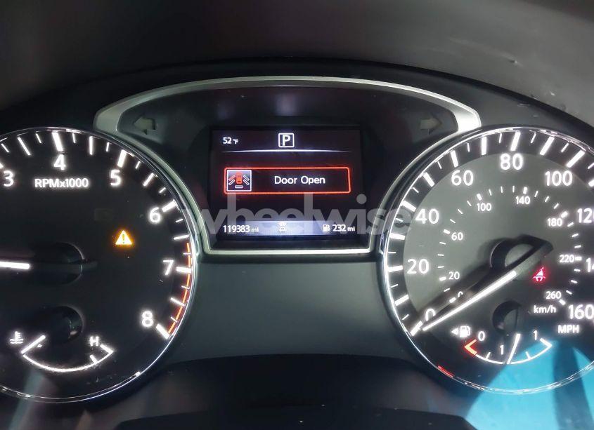 Photo 15 of 2018 Nissan Altima 2.5 S (VIN 1N4AL3AP4JC135805)