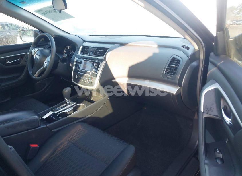 Photo 5 of 2018 Nissan Altima 2.5 S (VIN 1N4AL3AP4JC135805)