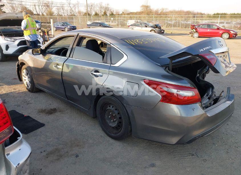 Photo 3 of 2018 Nissan Altima 2.5 S (VIN 1N4AL3AP4JC138686)