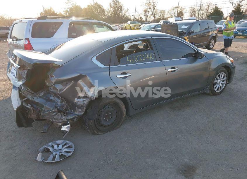 Photo 4 of 2018 Nissan Altima 2.5 S (VIN 1N4AL3AP4JC138686)