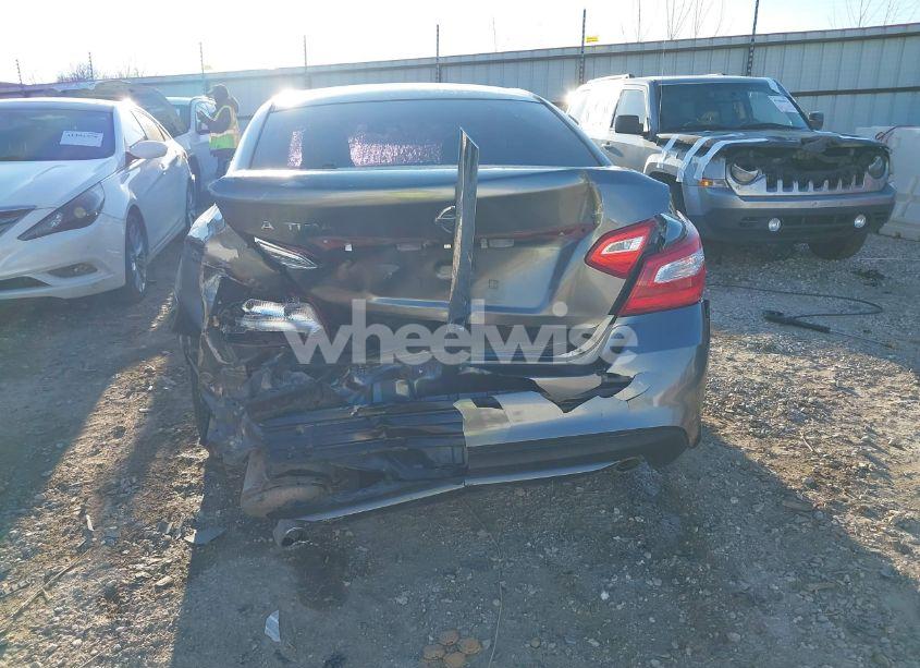 Photo 17 of 2018 Nissan Altima 2.5 S (VIN 1N4AL3AP4JC141054)