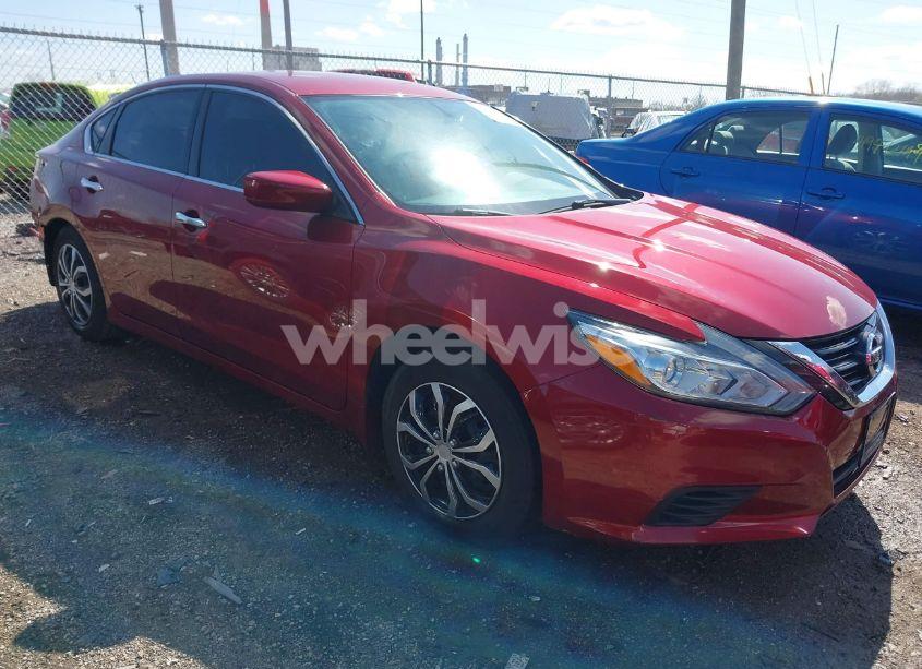 2018 Nissan Altima 2.5 S (VIN 1N4AL3AP4JC150644) main photo