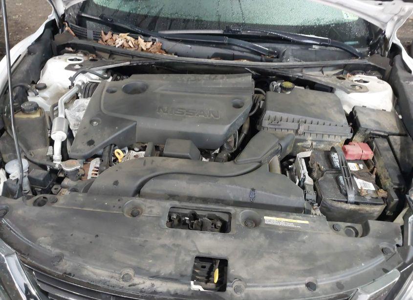 Photo 10 of 2018 Nissan Altima 2.5 SR (VIN 1N4AL3AP4JC151714)