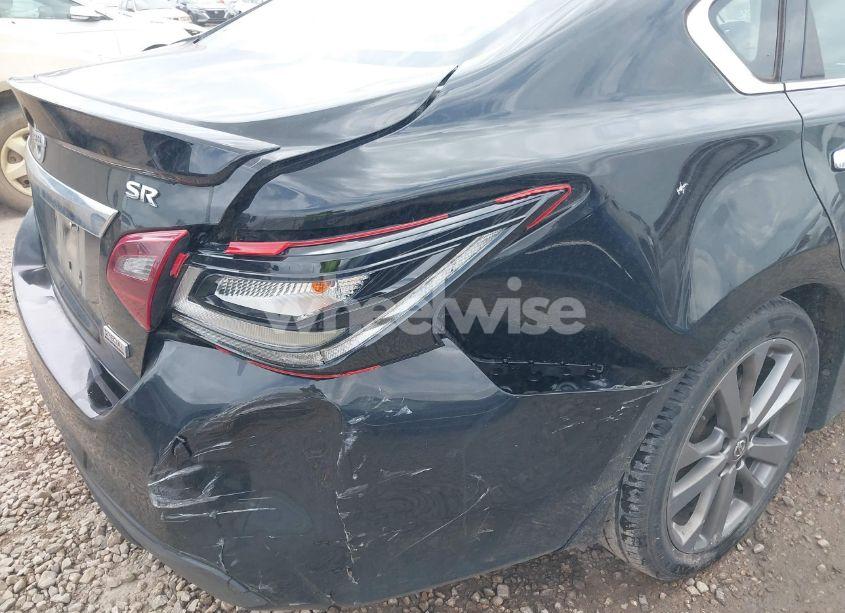 Photo 6 of 2018 Nissan Altima 2.5 SR (VIN 1N4AL3AP4JC153060)