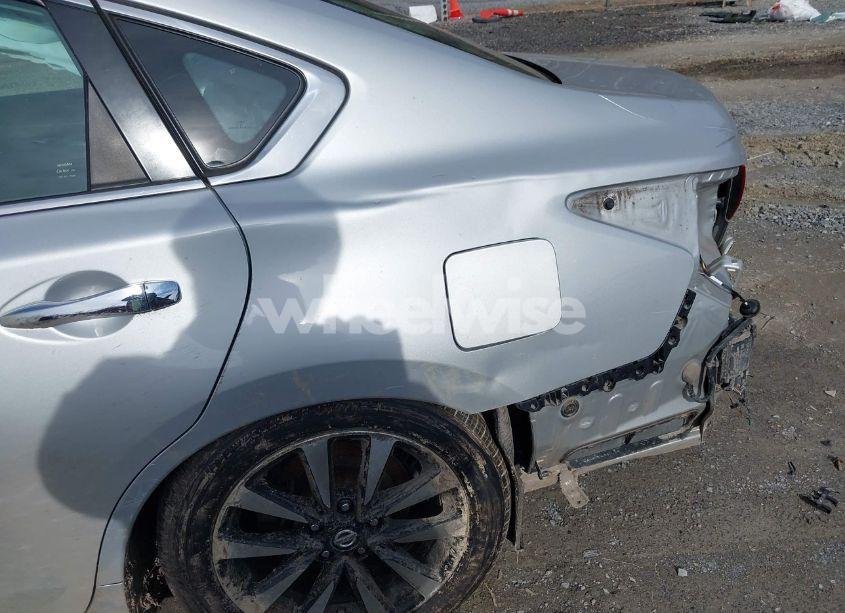 Photo 17 of 2018 Nissan Altima 2.5 SL (VIN 1N4AL3AP4JC167847)