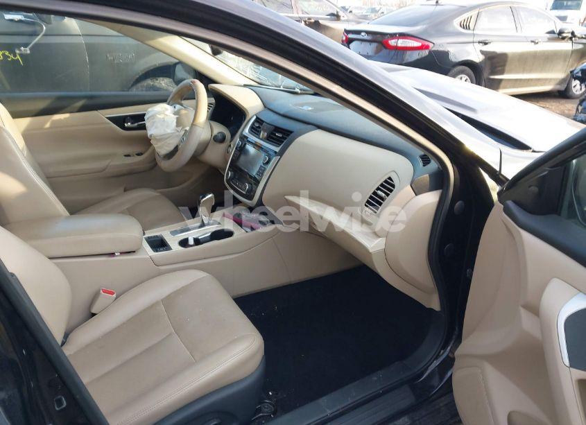 Photo 5 of 2018 Nissan Altima 2.5 SL (VIN 1N4AL3AP4JC174166)