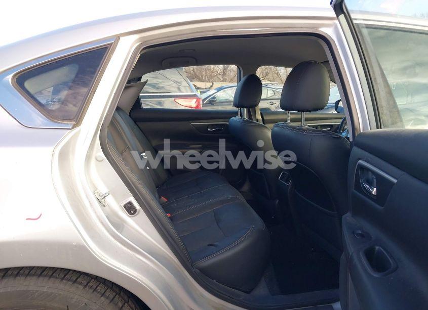 Photo 8 of 2018 Nissan Altima 2.5 SL (VIN 1N4AL3AP4JC174796)