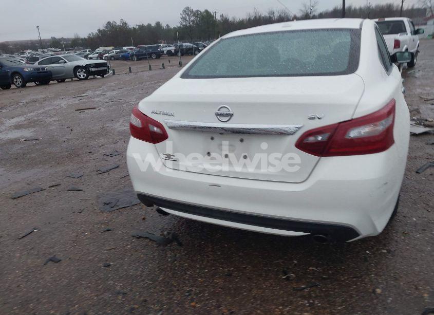 Photo 16 of 2018 Nissan Altima 2.5 SV (VIN 1N4AL3AP4JC185331)