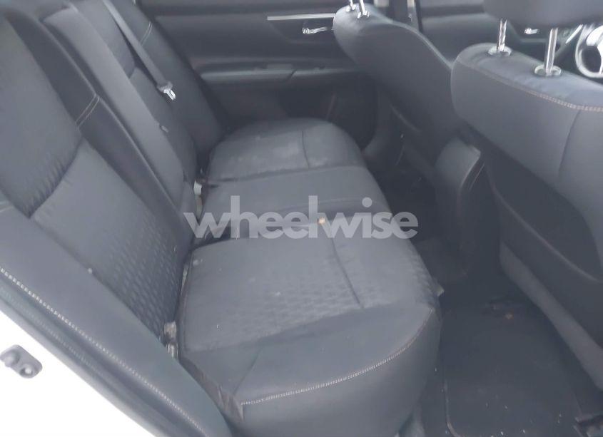 Photo 8 of 2018 Nissan Altima 2.5 SV (VIN 1N4AL3AP4JC185331)