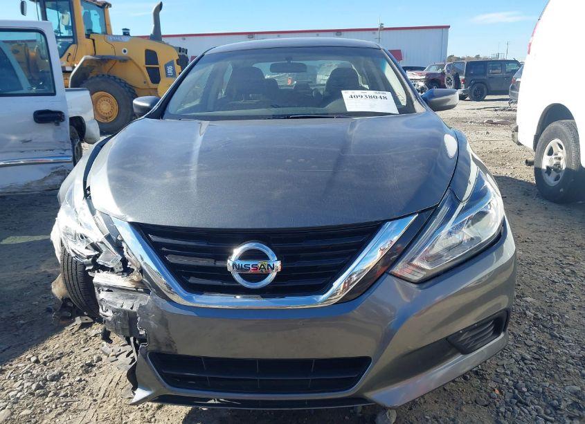 Photo 13 of 2018 Nissan Altima 2.5 S (VIN 1N4AL3AP4JC217243)