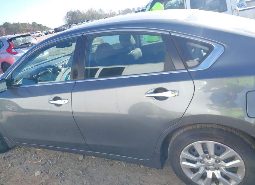 Photo 15 of 2018 Nissan Altima 2.5 S (VIN 1N4AL3AP4JC217243)